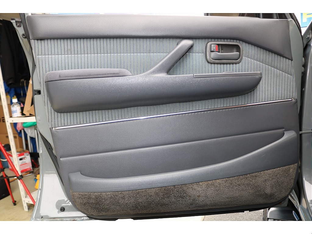 トヨタ ランドクルーザー80(43枚目)