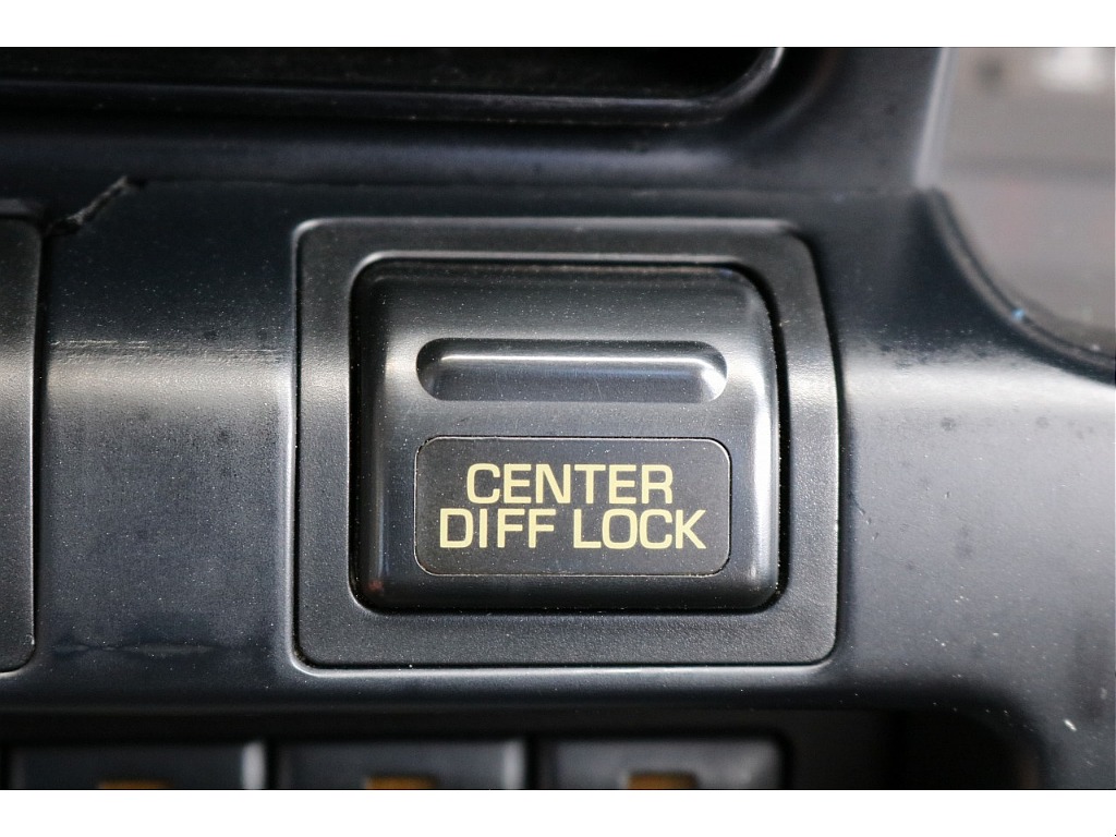 トヨタ ランドクルーザー80(56枚目)