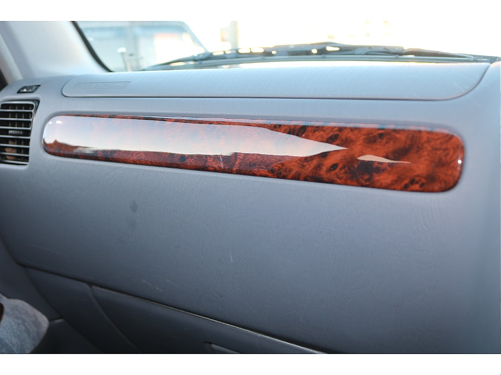 所々に使用されているウッドパネルがおしゃれです。