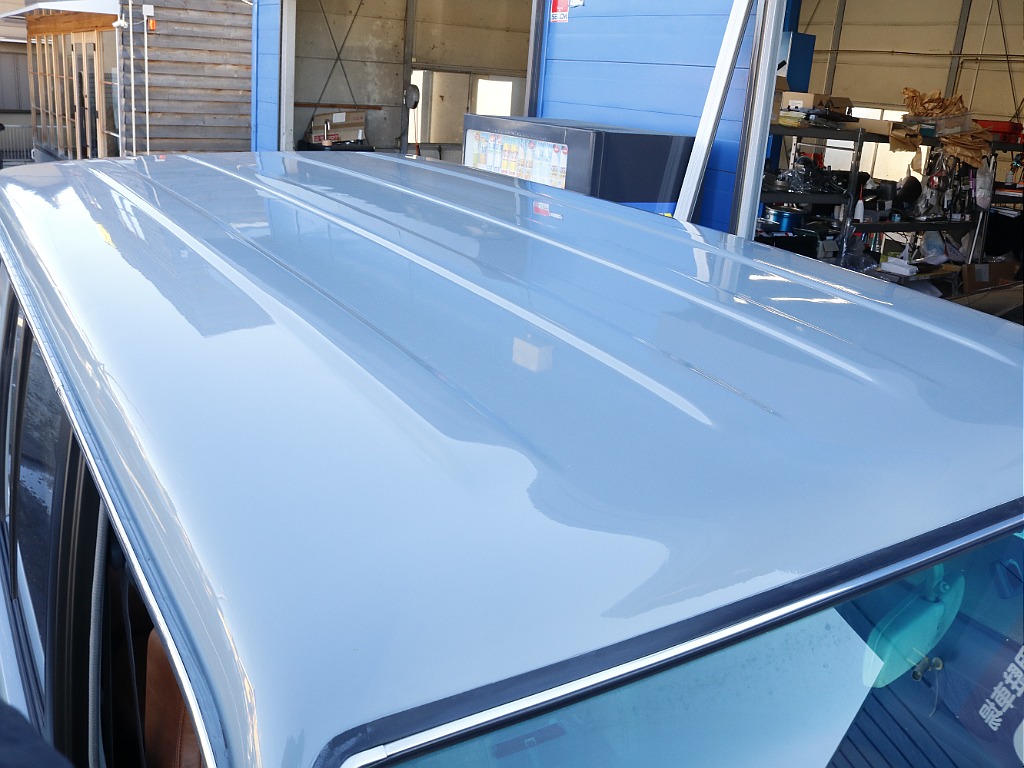 天張りになります！中古車ではたまにヤニ汚れで真っ黒なお車などもありますので中古車選びでは重要なチェックポイントです！