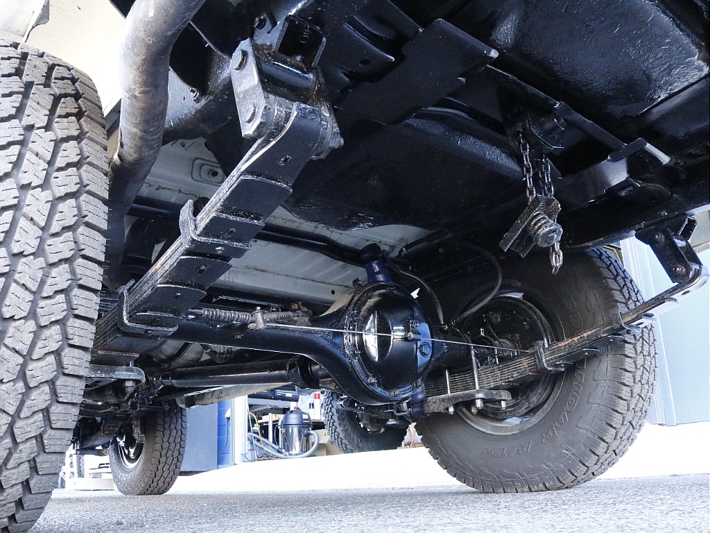 車両後方下回り