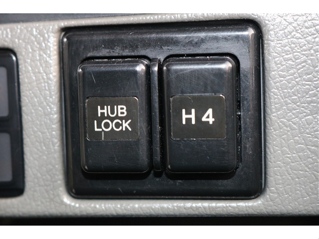 トヨタ ランドクルーザープラド(52枚目)