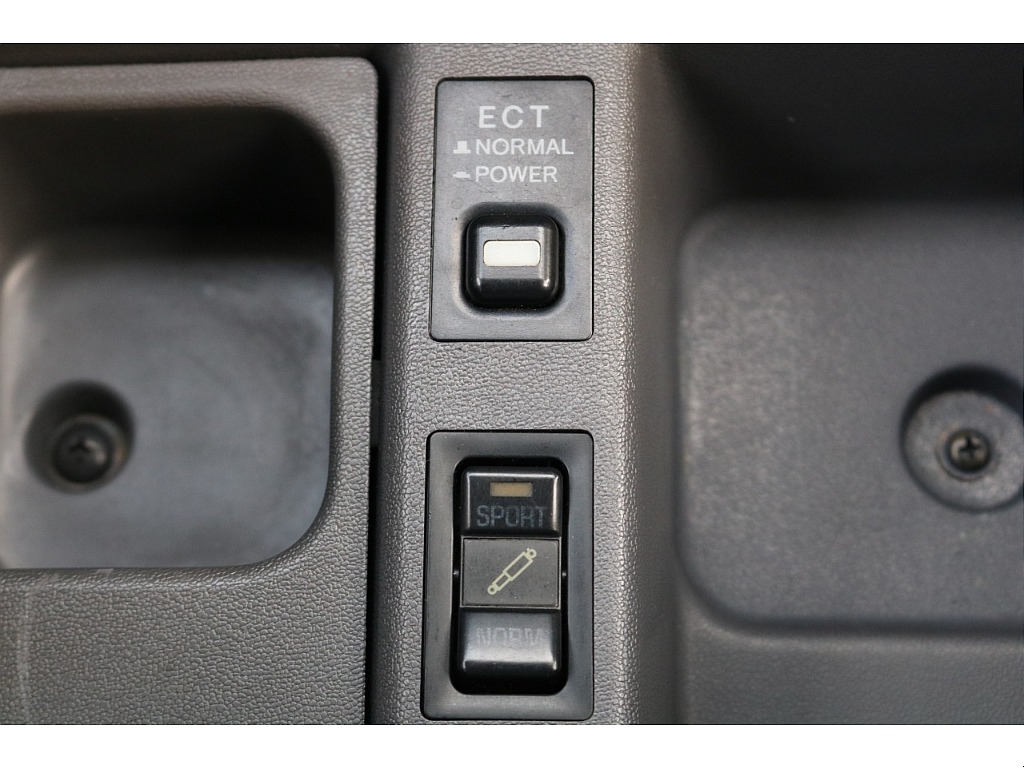 トヨタ ランドクルーザープラド(58枚目)