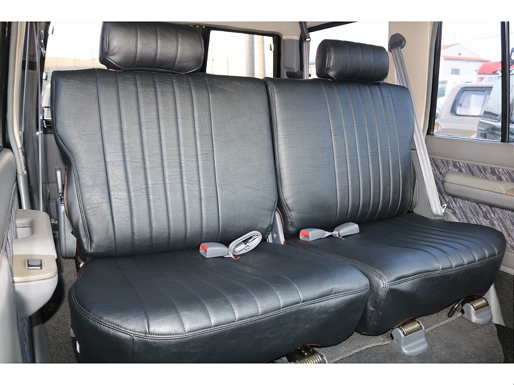 トヨタ ランドクルーザープラド(7枚目)