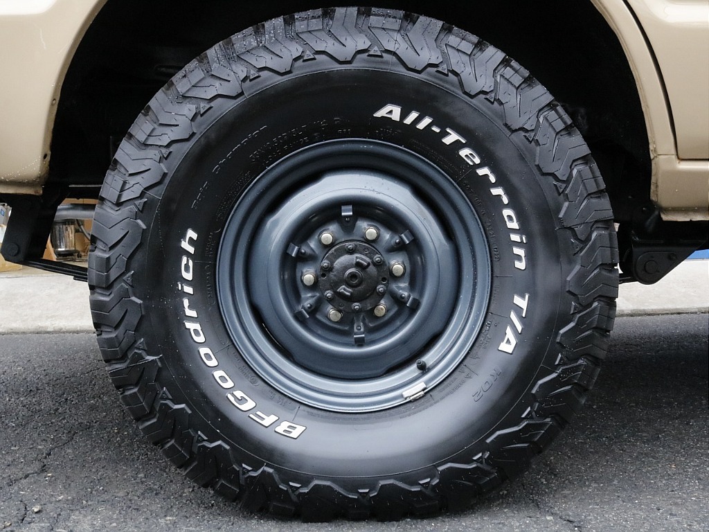 BFグットリッチタイヤT/A(33/10.50R15)となります！