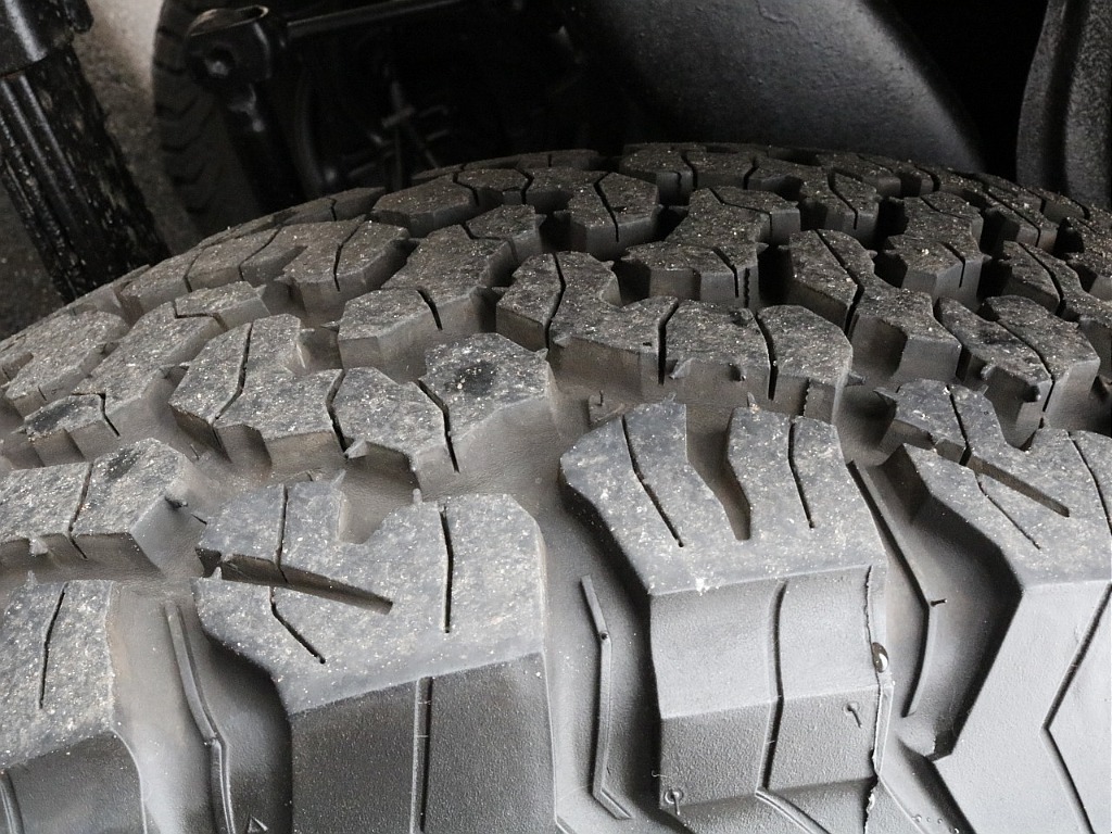 タイヤ溝です。