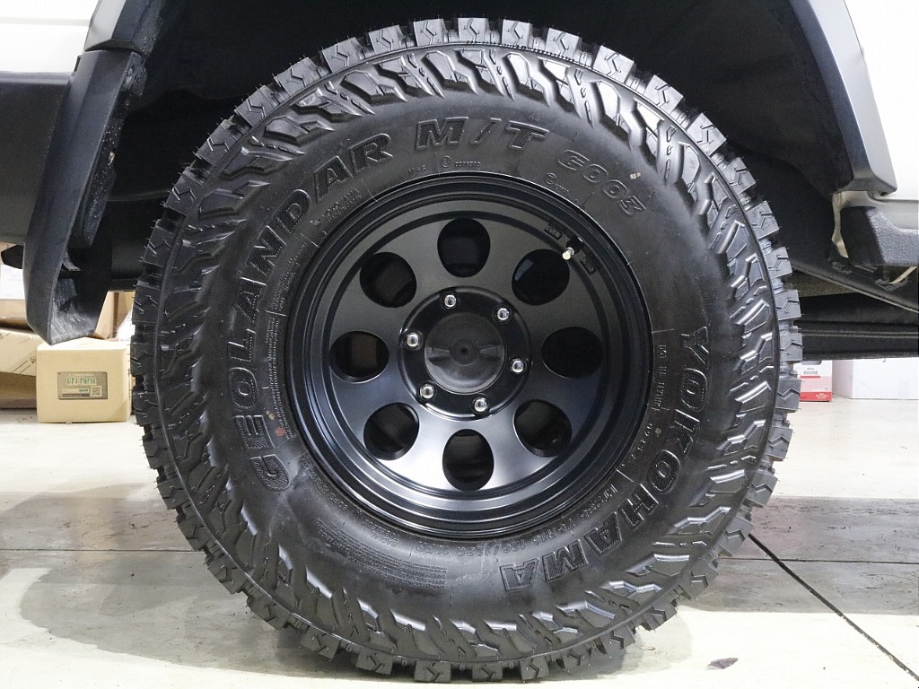 ホイールはジムラインタイプⅡマットブラックAW