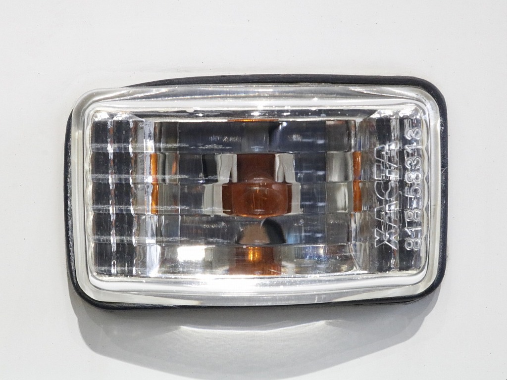 サイドマーカー