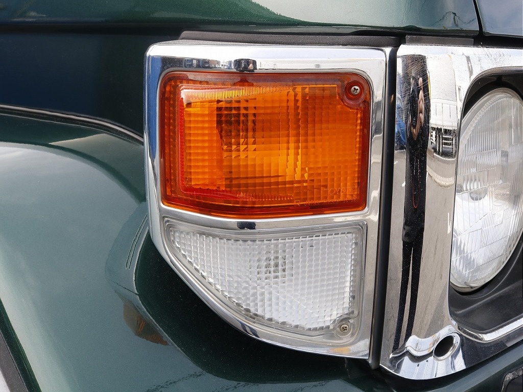 フロントウインカー