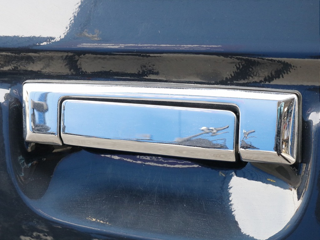 メッキドアハンドル