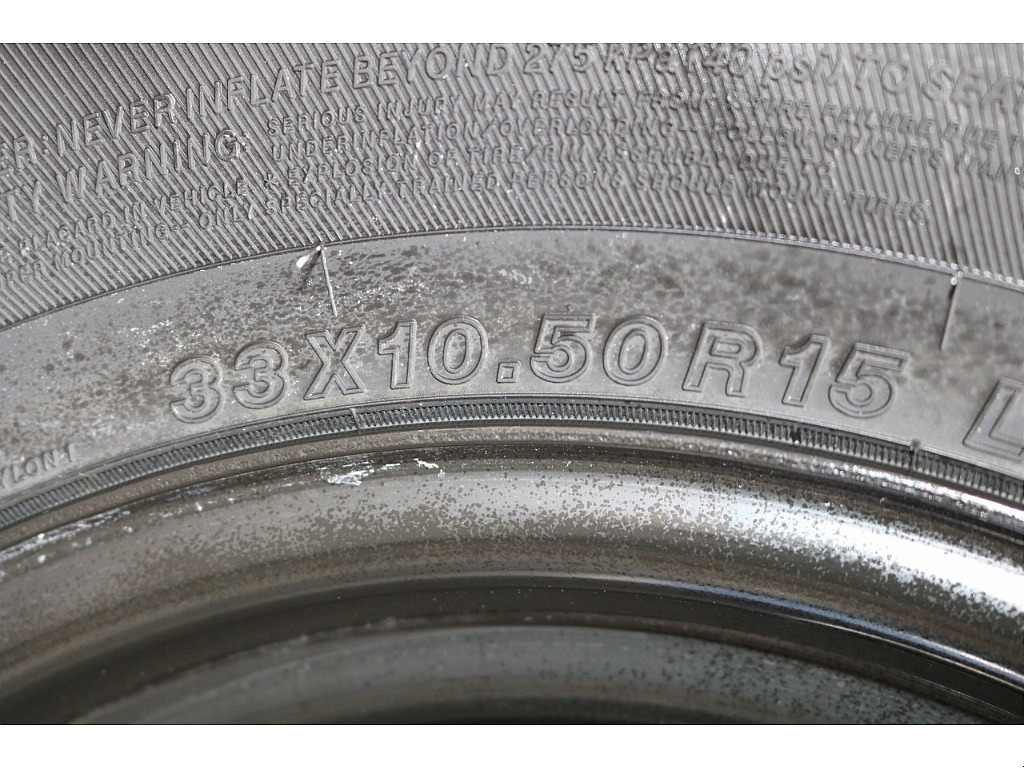 新品YOKHAMAジオランダーA/T（33/10.5/15）です。