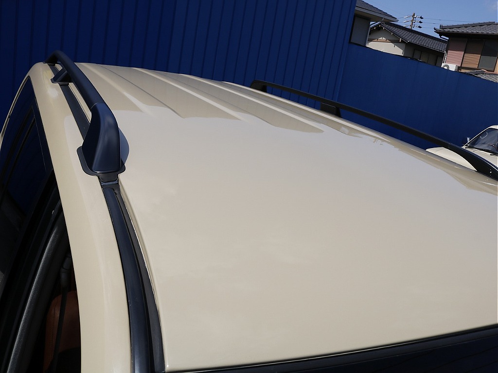 ルーフラックなどのカスタムも可能になります！！当店のスタッフは常にカスタムの事を考えていますので、良いご提案が出来ると思います！