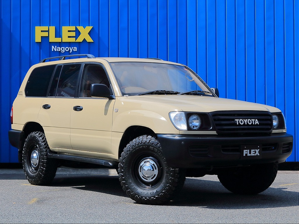 大きな車体は友達や家族、大切な人との旅行やキャンプ、そんな時に大活躍間違いなしです★