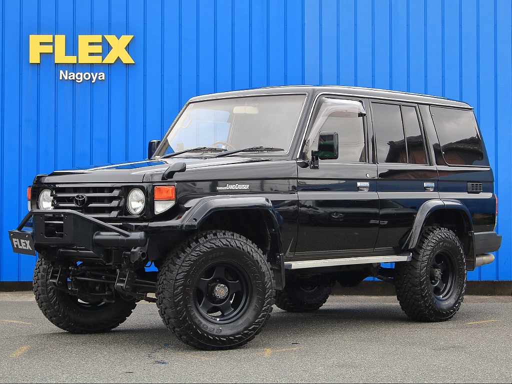 平成9年式　4WD　ディーゼル4200CC　大迫力のリフトアップ！フロント鉄バンパー77が入庫しました☆