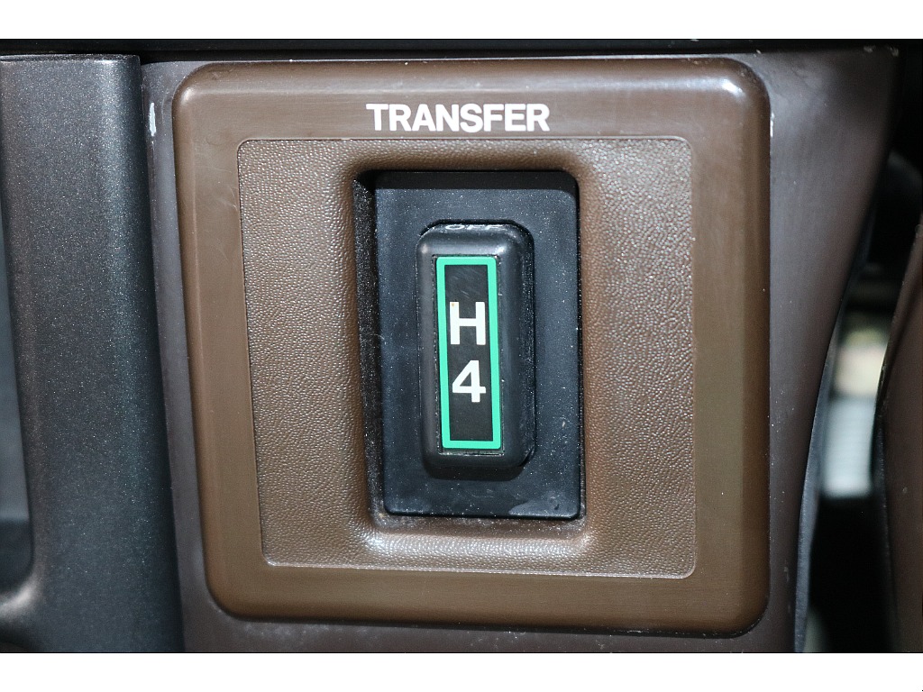 どれも一点物の個性豊かなお車となります。少しでも気になるお車がある方は、お早目のご来店をお勧めしております♪