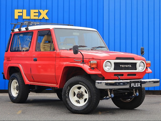 あえてロングバンパーを装着して40らしさを追い求めています。