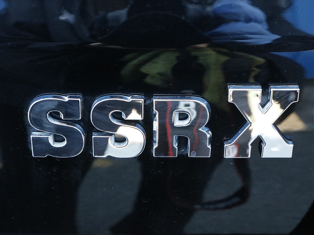 キラッとしたエンブレムとブラックの車体カラーがかっこいいですね