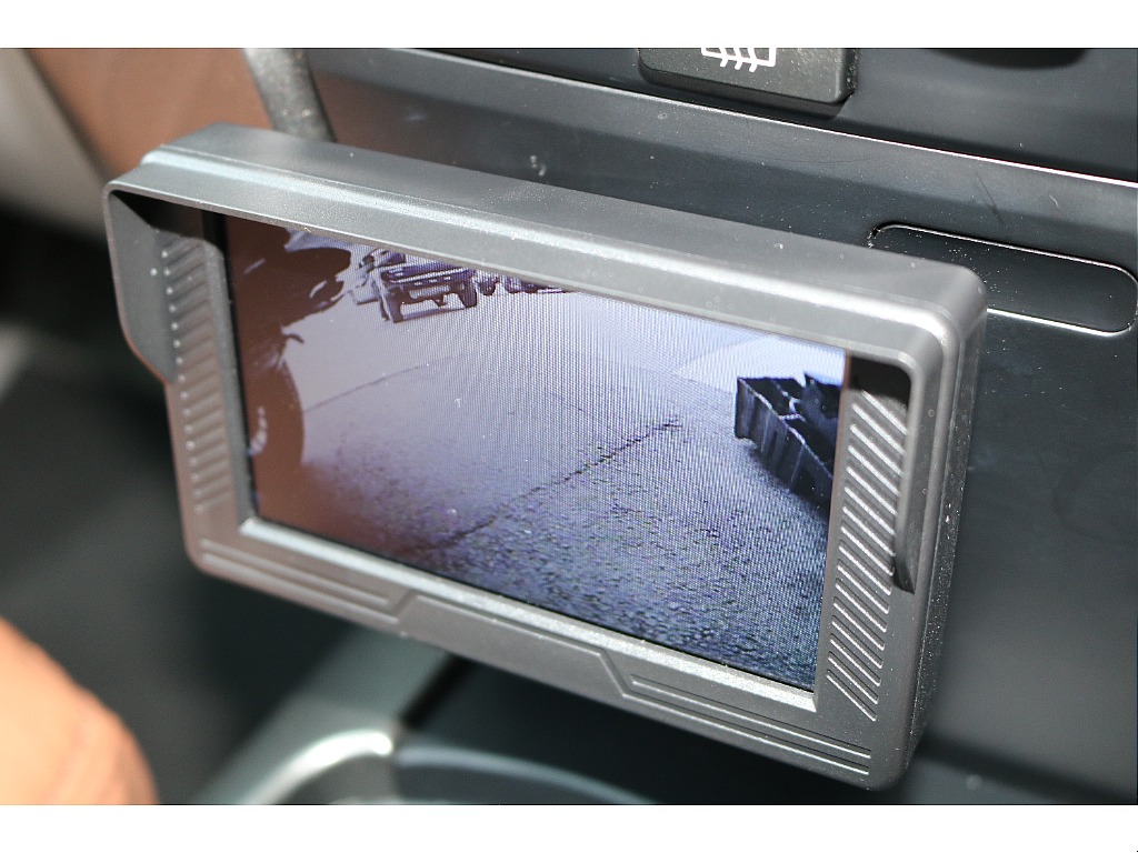 バックモニター付き