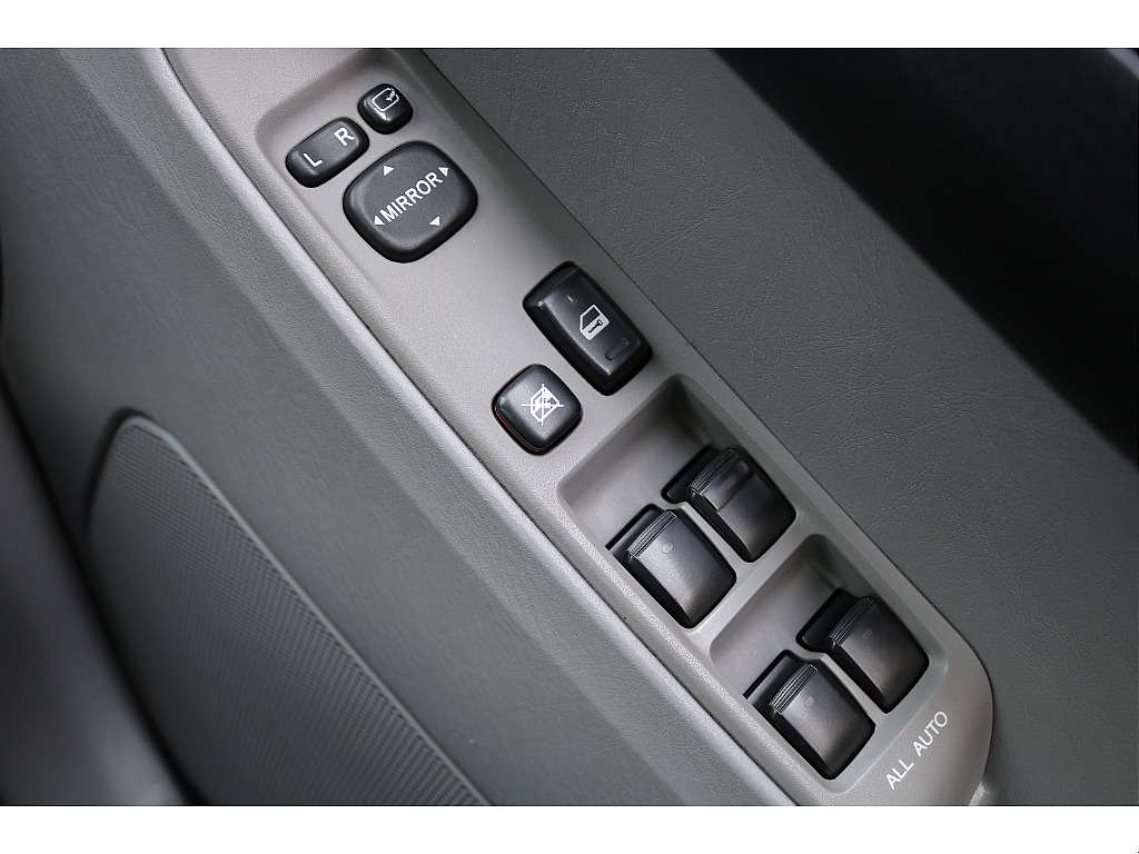 パワーウインドウスイッチ