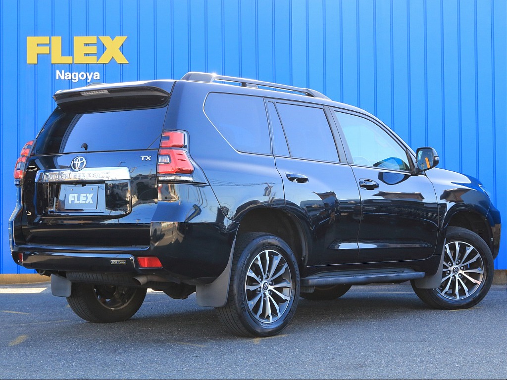 大容量なラゲッジルームはたくさんお買い物をしても楽々に荷物を乗せることが可能です◎