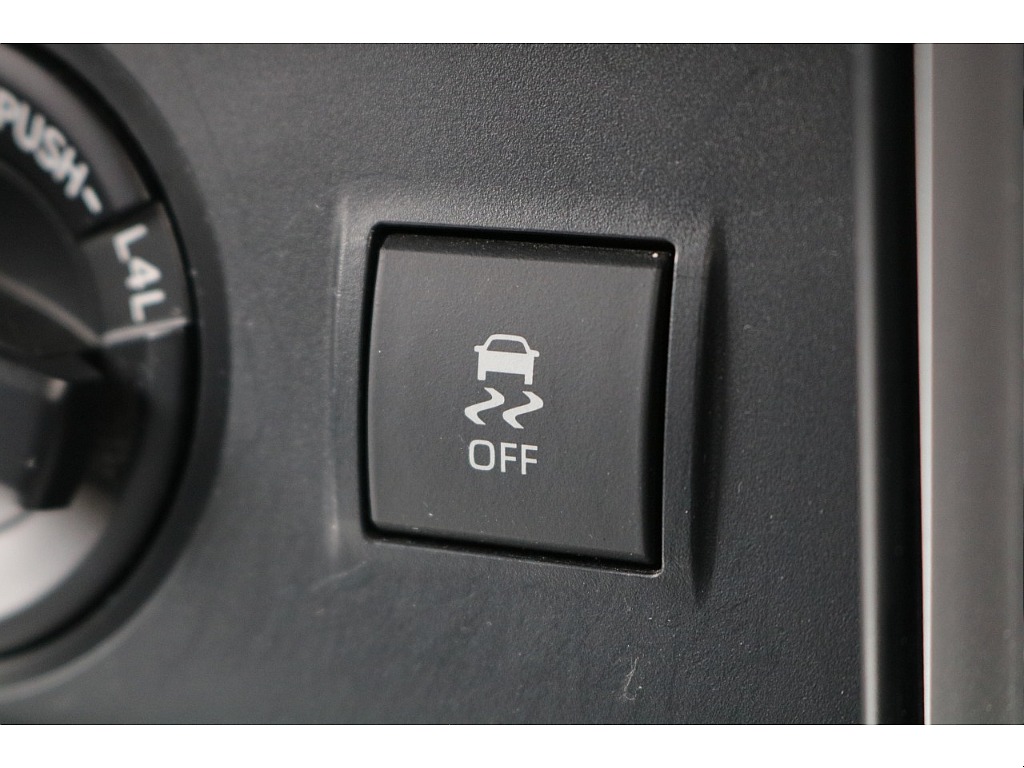 沢山のご来店、お問い合わせをスタッフ一同、心よりお待ちしております！公共交通機関をご利用の方は、最寄り駅までスタッフがお迎えに上がりますので、ご来店の際はお気軽に申し付けください♪