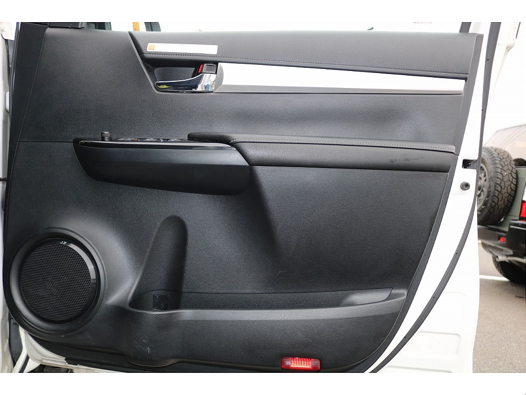 運転席の内張り