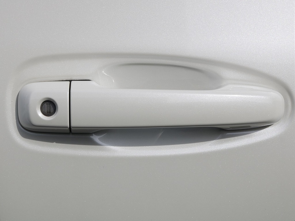 アウターハンドルはボディと同色になります◎