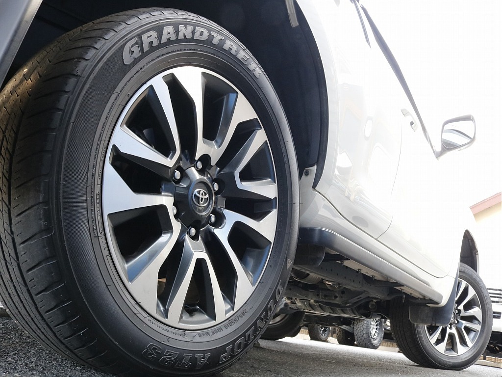 下アングルもかっこいいですね◎