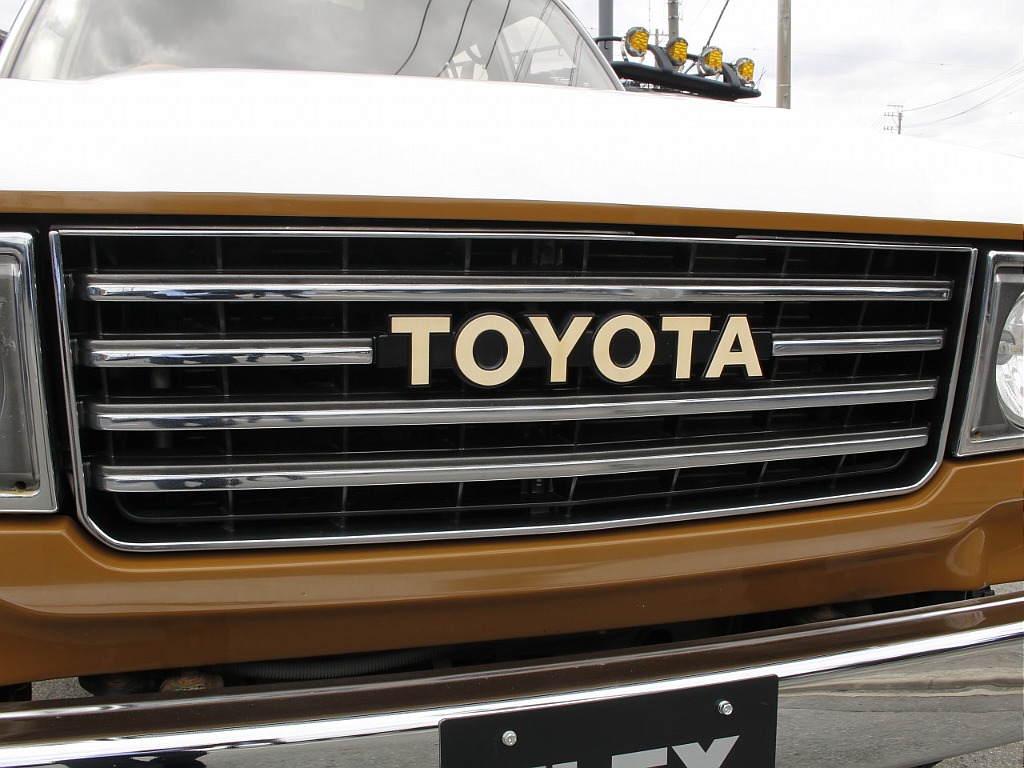 TOYOTAグリル
