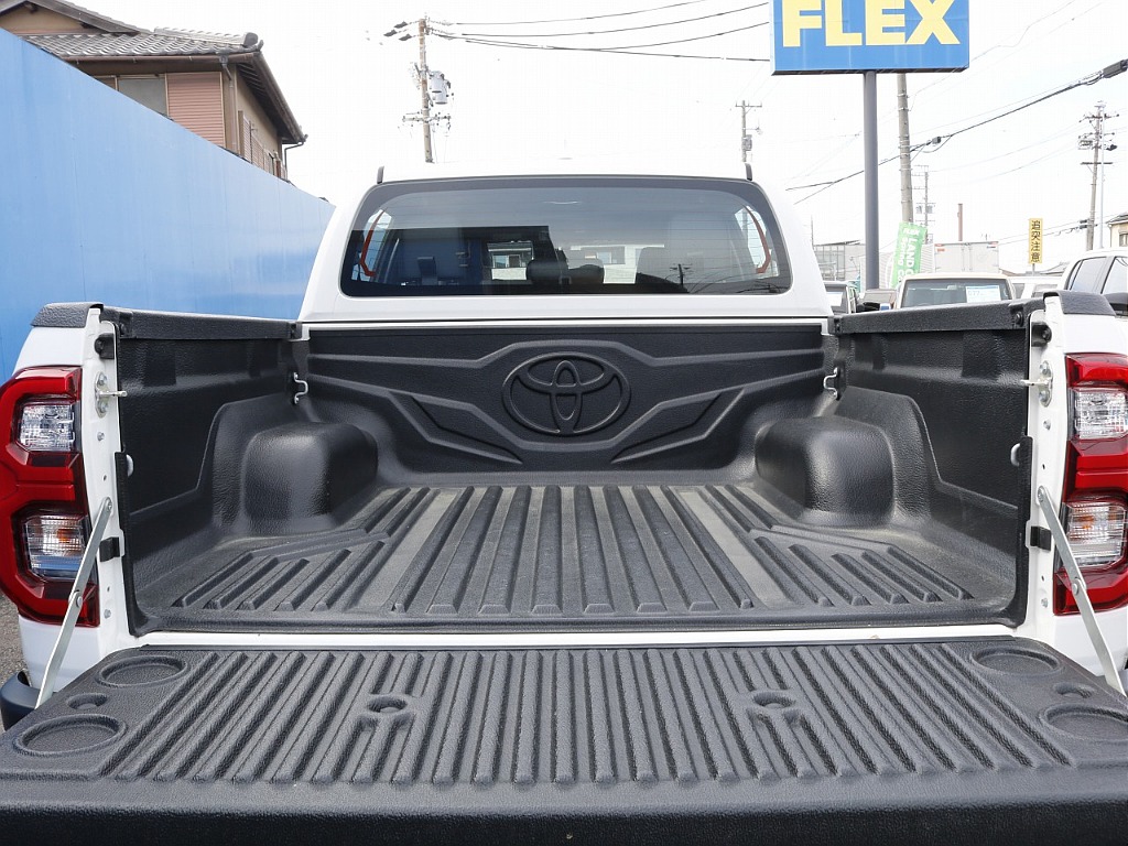 広々としたラゲッジ