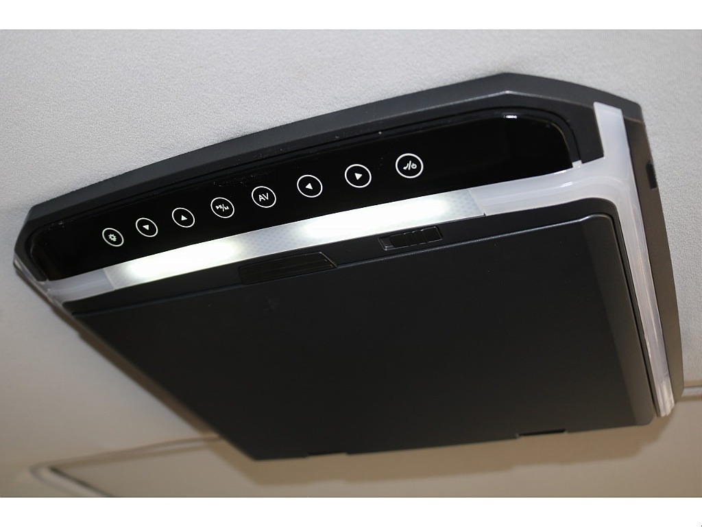 後部座席モニター付き