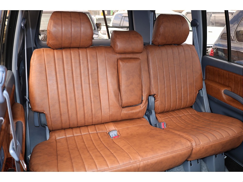 トヨタ ランドクルーザープラド(7枚目)