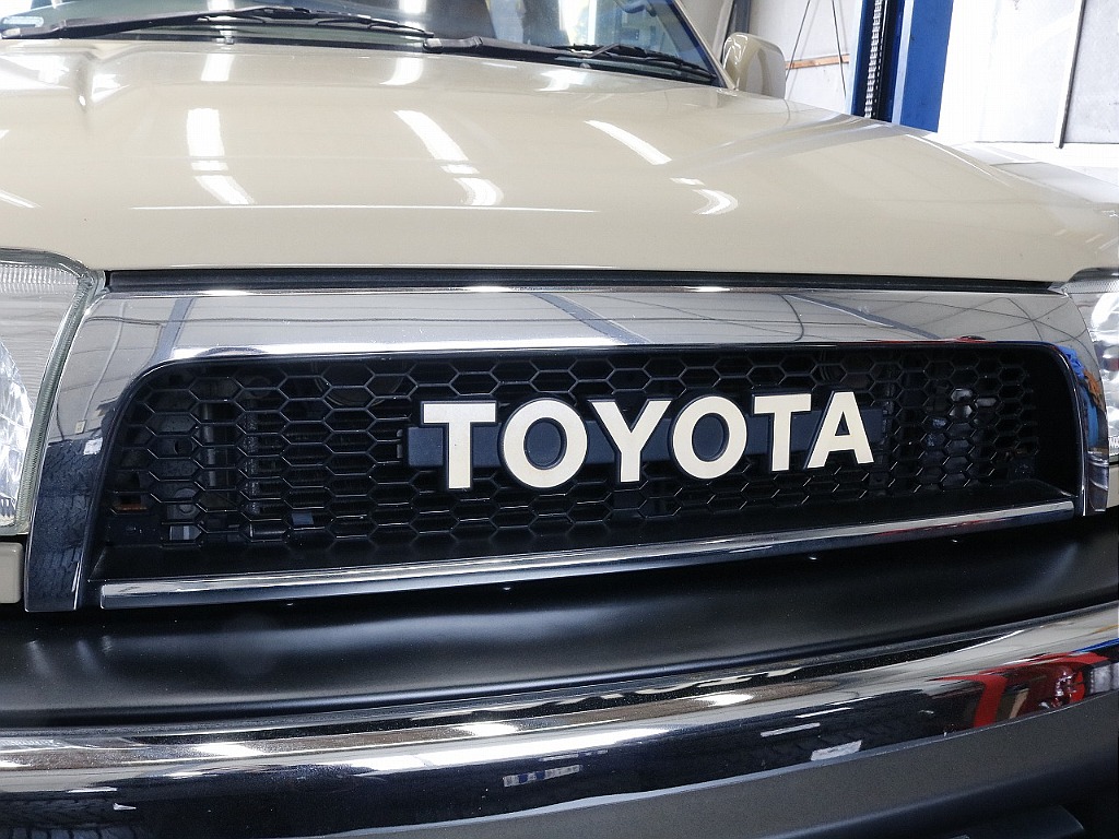 大人気のTOYOTAグリル！