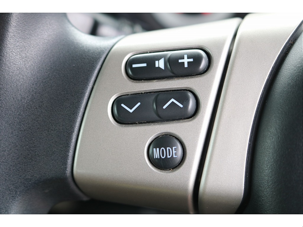 ステアリングスイッチ