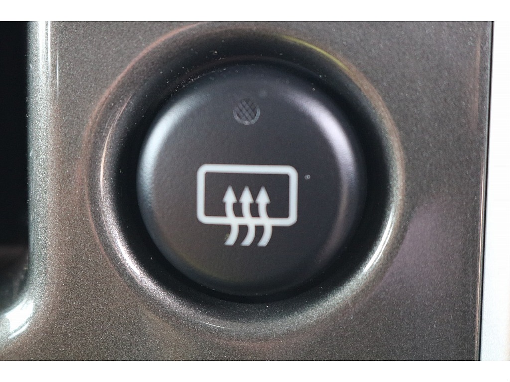 沢山のご来店、お問い合わせをスタッフ一同、心よりお待ちしております！公共交通機関をご利用の方は、最寄り駅までスタッフがお迎えに上がりますので、ご来店の際はお気軽に申し付けください♪