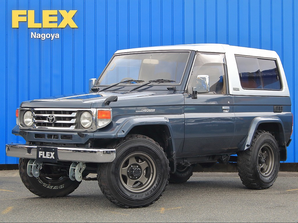トヨタ ランドクルーザー70(1枚目)