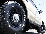 タイヤ・ホイールで全体の印象がガラリと変わります！