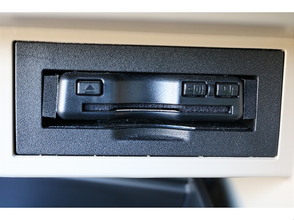 ETC機能付きなので高速道路の乗り降りも楽々◎