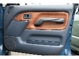 運転席側内張りです