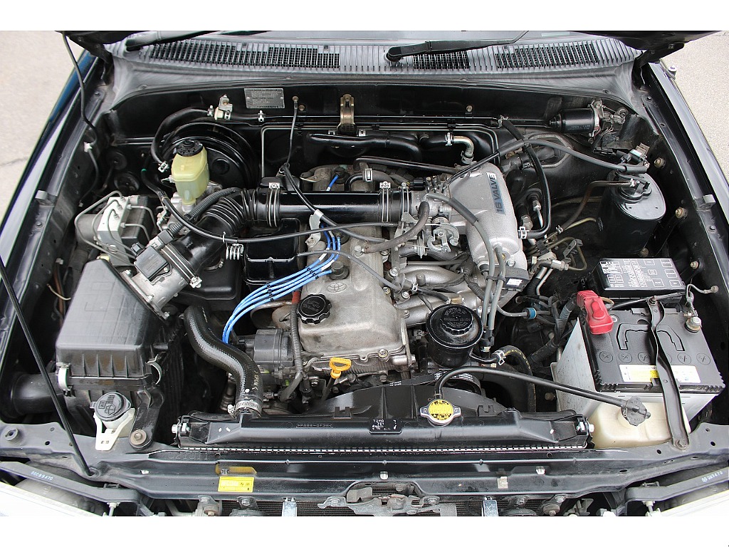 2700CC　ガソリンエンジン！