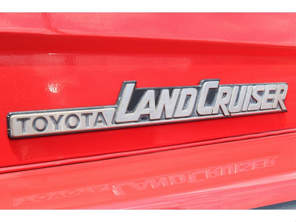 TOYOTAランドクルーザーエンブレム！