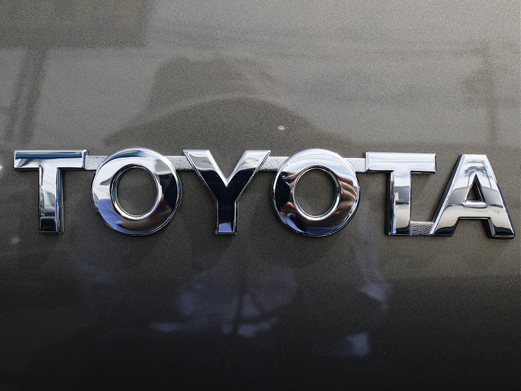 TOYOTAエンブレム