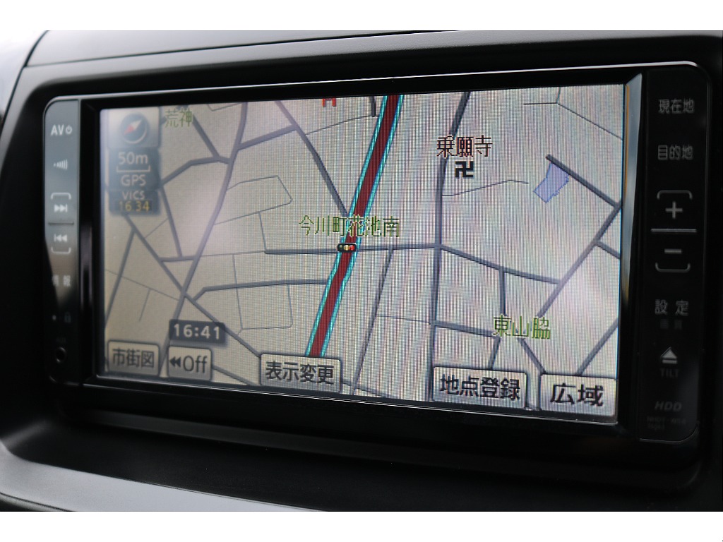 ナビ装備されていますが新しくカメラ入れたい方はお気軽にご相談ください！