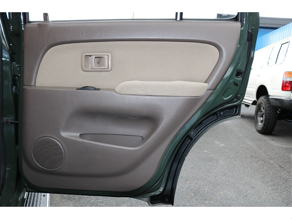 2001 Toyota Hilux Surf 