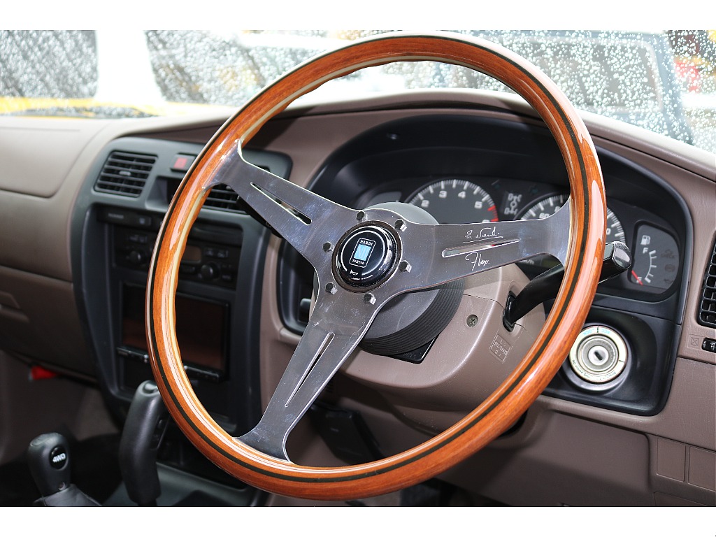 2001 Toyota Hilux Surf 