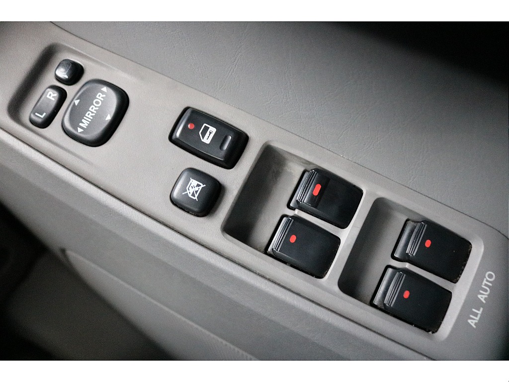運転席側パワーウィンドウスイッチ