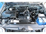 エンジンルームになります、20年前の車とは思えないほどきれいです