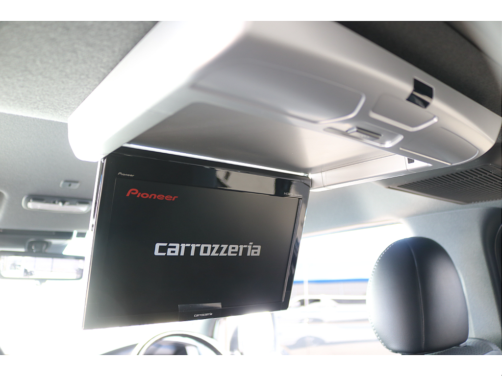 カロッツェリア10.2型後席モニター装着!!