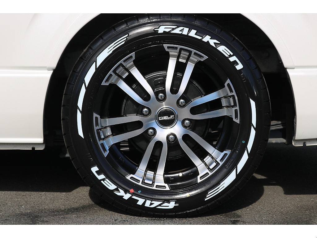 FALKENホワイトレタータイヤ×FLEX DELF02 17インチAWをインストール♪