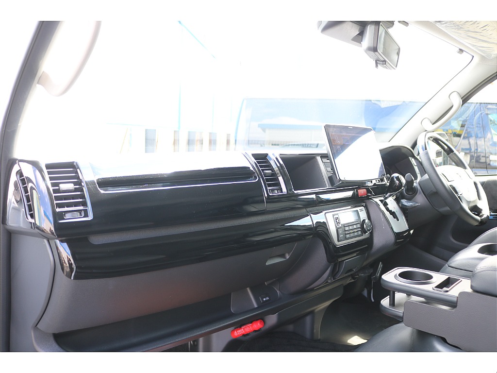 FALKEN　ホワイトレタータイヤ×FLEX　DELF02　17インチAWをインストール♪